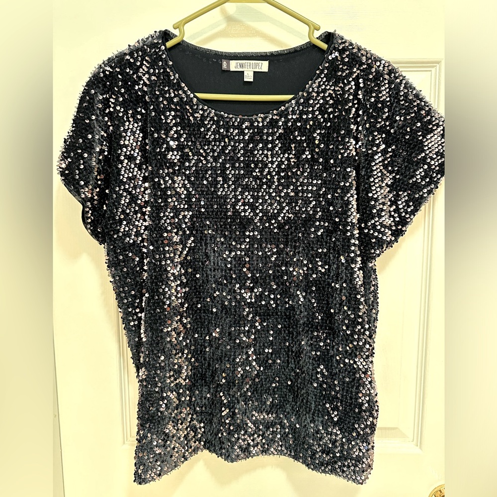 New without tags Navy blue sequin short sleeve top size L